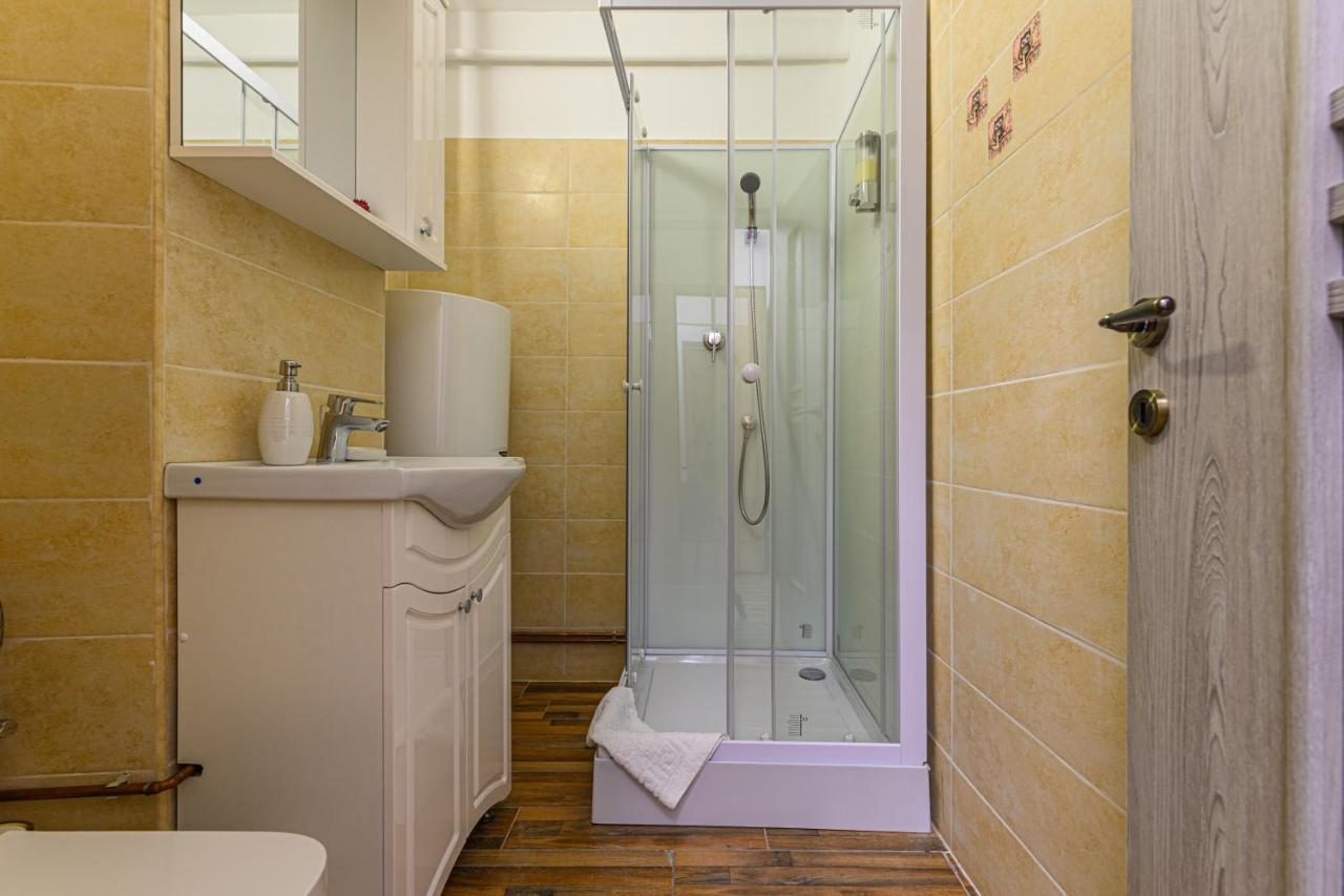 Jad - Family - Apartments & Studios บราชอฟ ภายนอก รูปภาพ